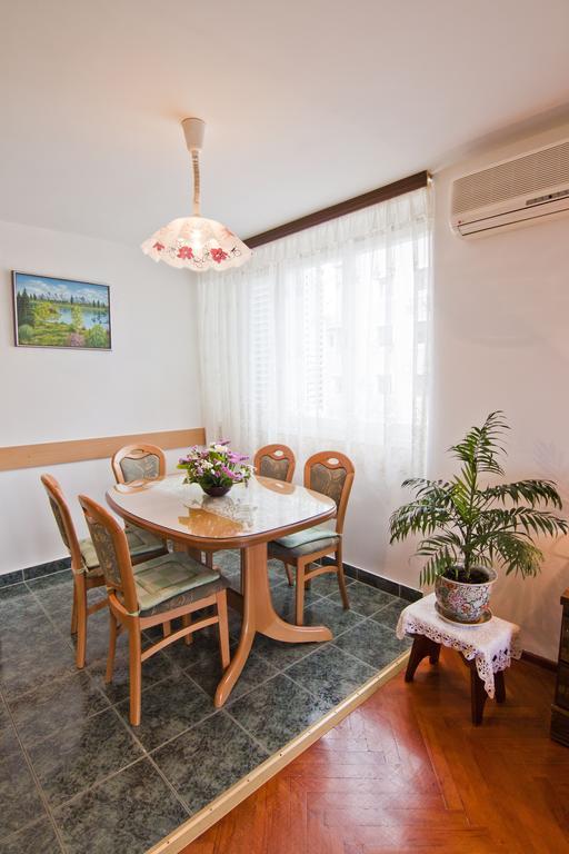 Apartment Tennis Split Pokoj fotografie