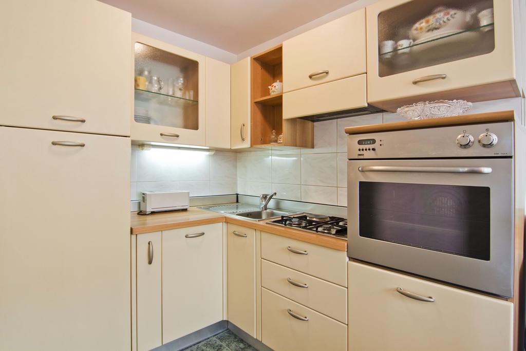Apartment Tennis Split Pokoj fotografie